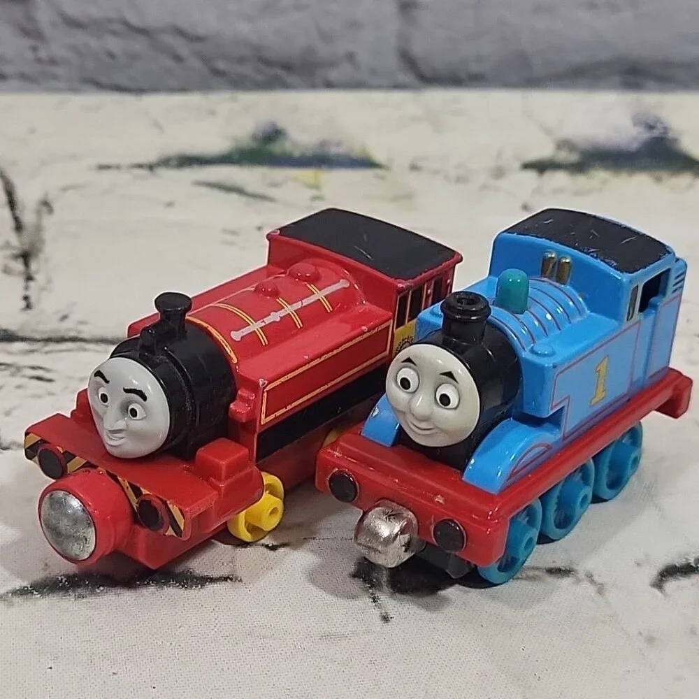 Thomas And Friends Train Take Along N Play‎ Vintage Diecast Magnetic Lot Of 8